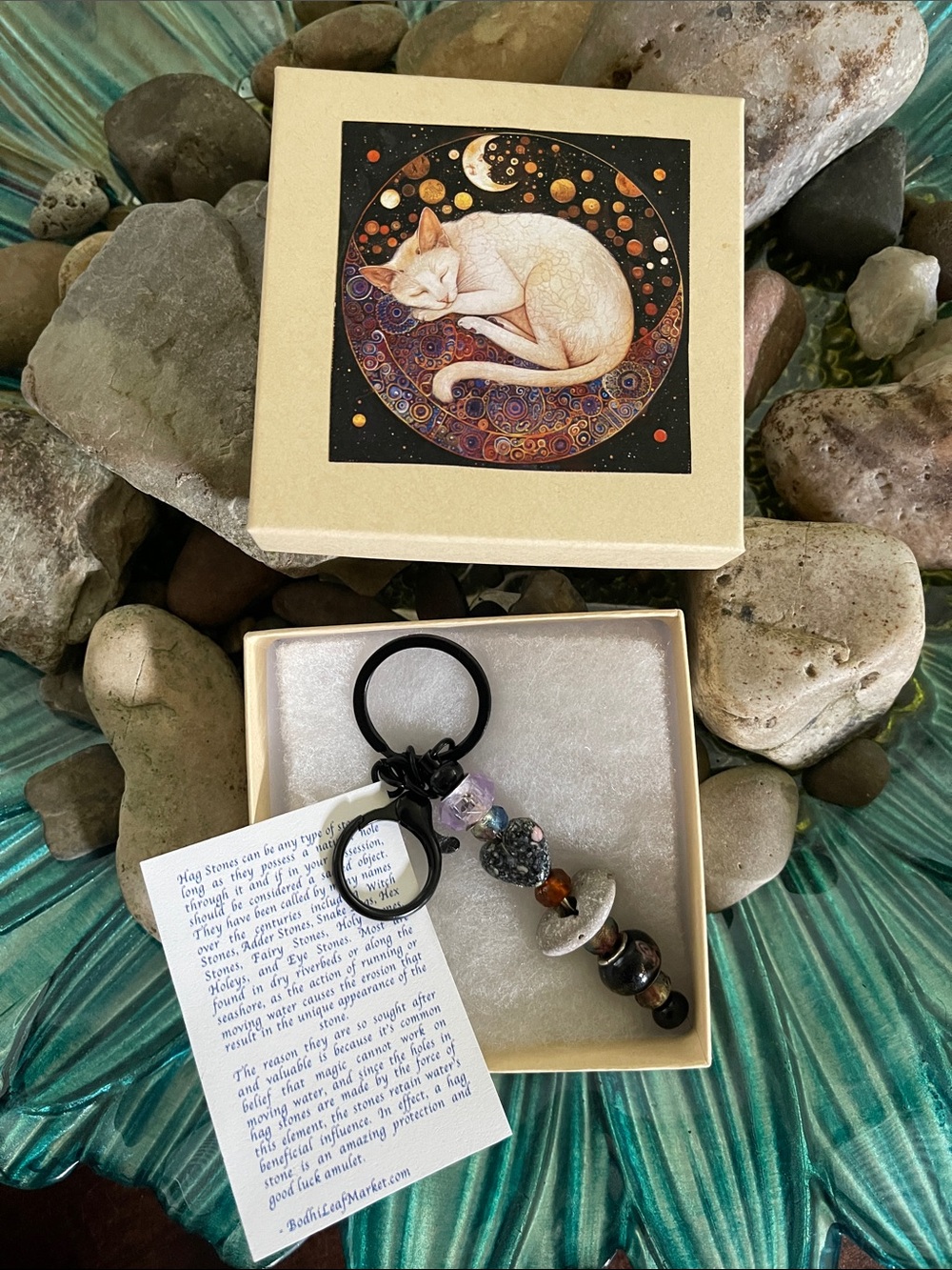 Handcrafted Cat-Themed Stone Keychain - Cream & Black